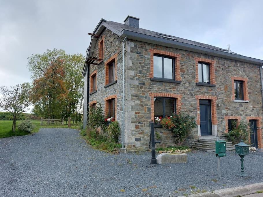 Le Reposoir Maison spacieuse avec feu au bois Bertogne Extérieur photo