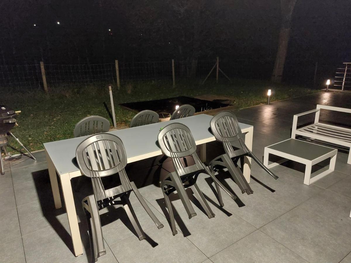Le Reposoir Maison spacieuse avec feu au bois Bertogne Extérieur photo