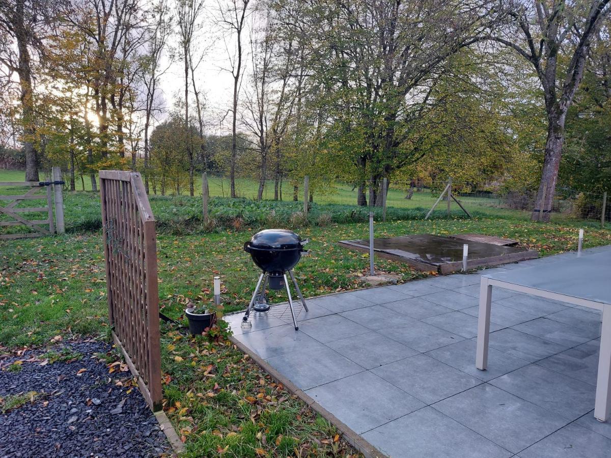 Le Reposoir Maison spacieuse avec feu au bois Bertogne Extérieur photo