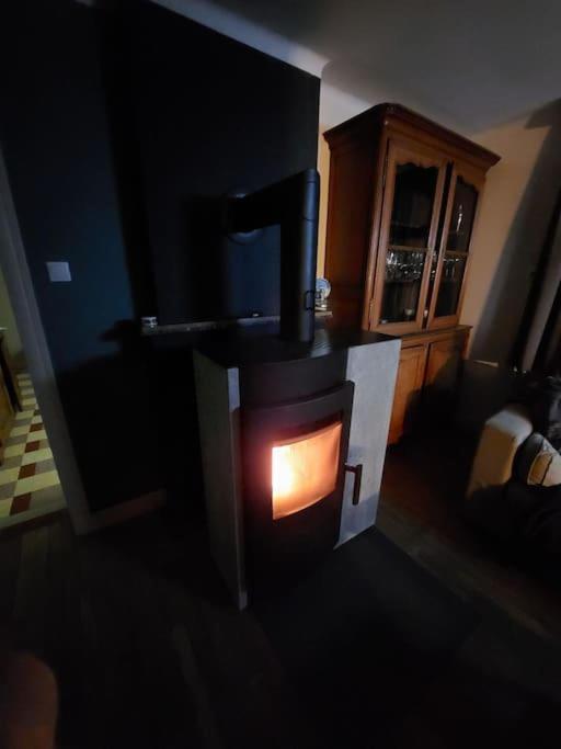 Le Reposoir Maison spacieuse avec feu au bois Bertogne Extérieur photo