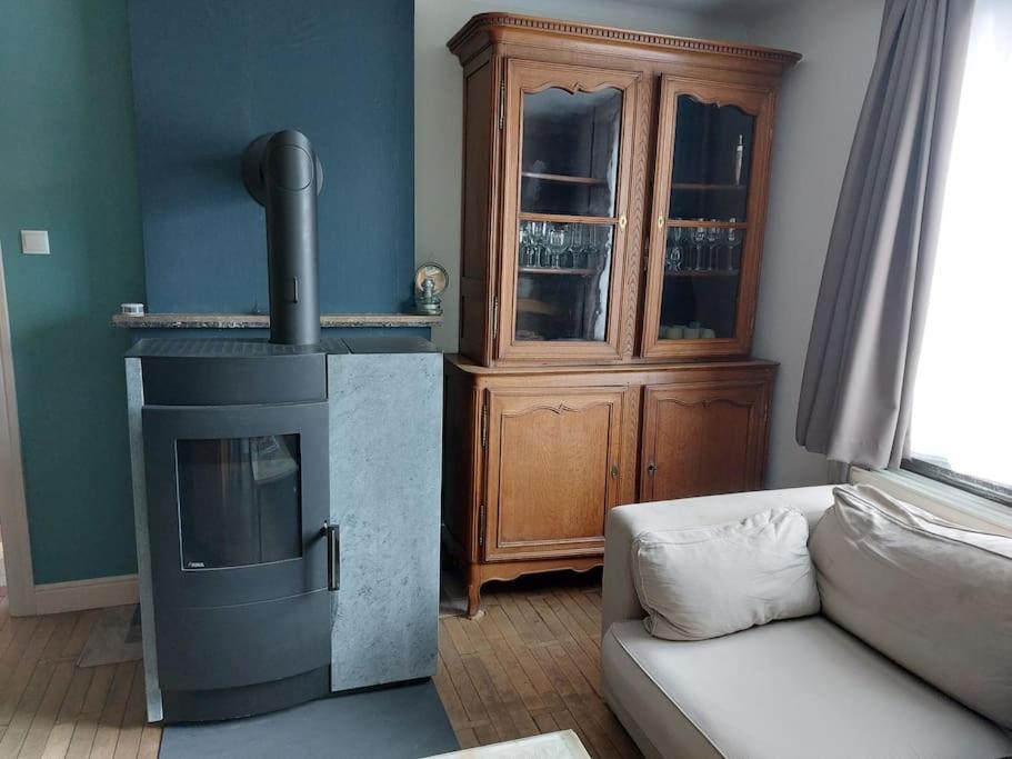 Le Reposoir Maison spacieuse avec feu au bois Bertogne Extérieur photo