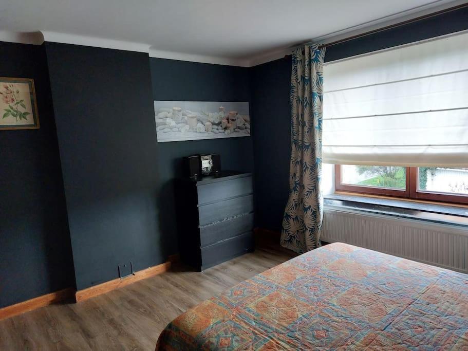 Le Reposoir Maison spacieuse avec feu au bois Bertogne Extérieur photo