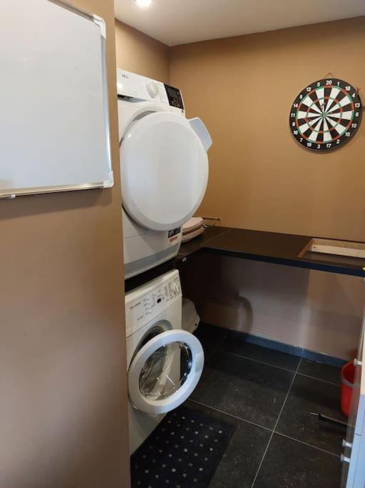 Le Reposoir Maison spacieuse avec feu au bois Bertogne Extérieur photo